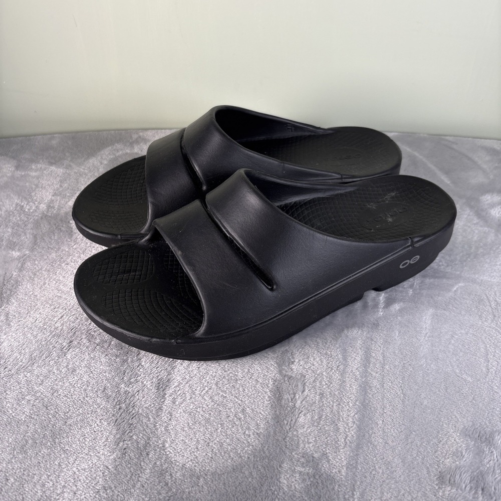 OOFOS OOahh Recovery Slides Mens Size 9 Black Comfort Sport Sandals Athleisure